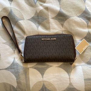 Michael Kors wallet and phone case…fits iphone11!